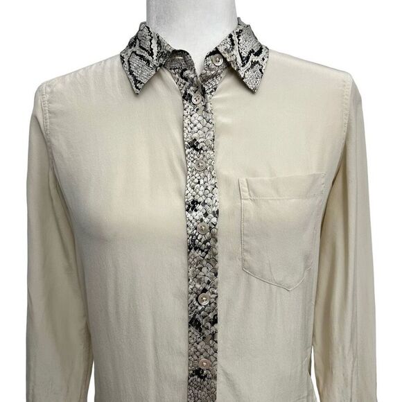 Equipment XSmall Silk Cream & Snake Print Button Up Long Sleeve Shirt Women’s - Picture 2 of 11